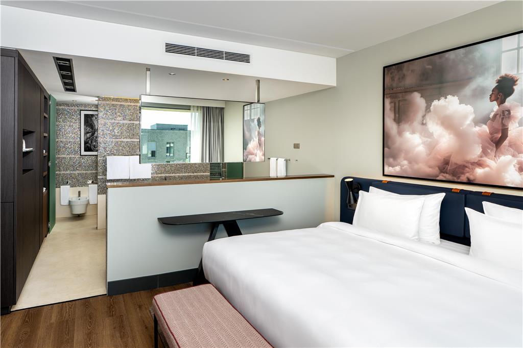 Radisson Blu Media Harbour Hotel, Hotel 4*