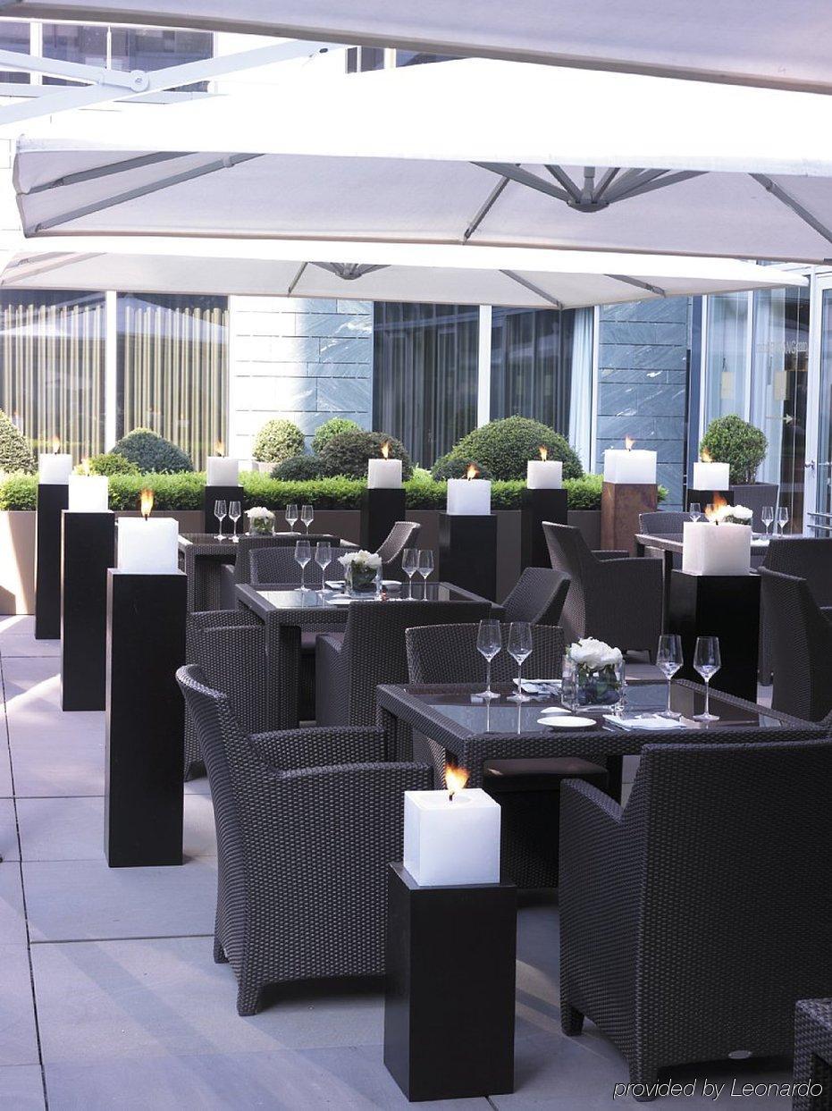 Radisson Blu Media Harbour Hotel, Hotel Düsseldorf
