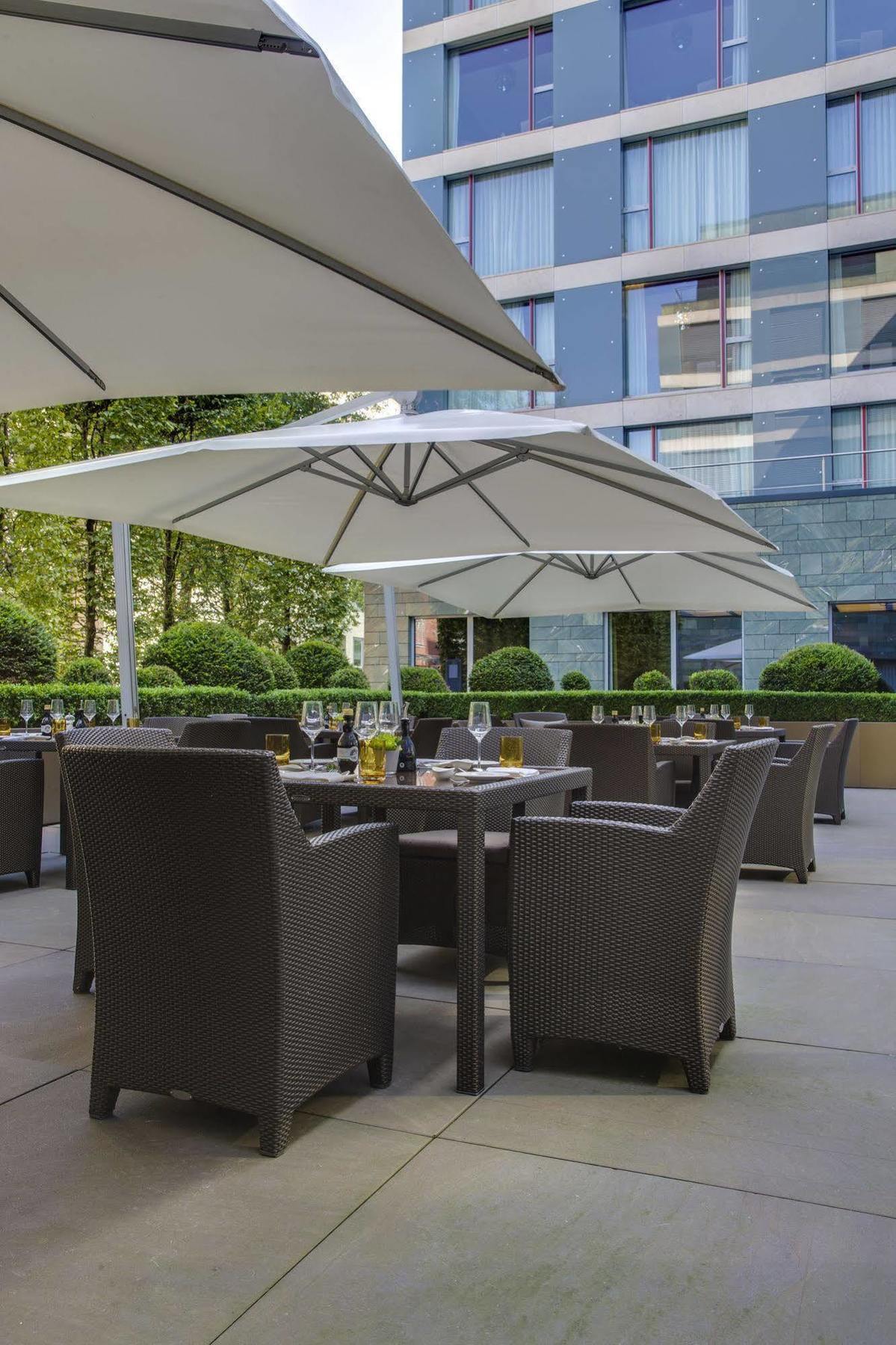 Radisson Blu Media Harbour Hotel, Hotel 4*