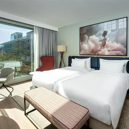 Radisson Blu Media Harbour Hotel, Hotel