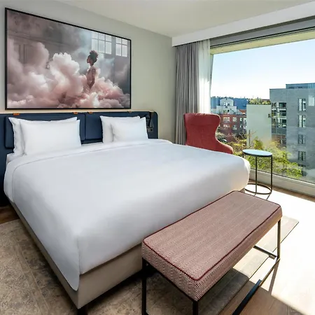 Radisson Blu Media Harbour Hotel, Hotel 4*