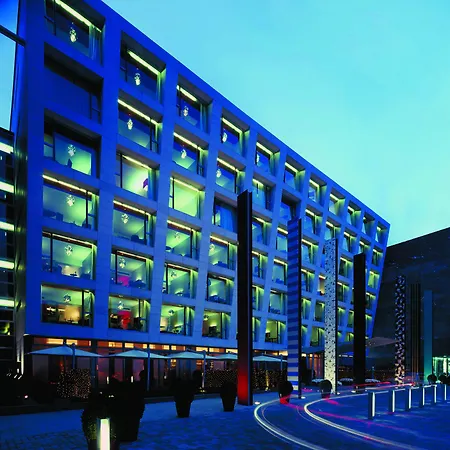 Hotel Radisson Blu Media Harbour Hotel, 4*