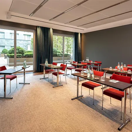 Radisson Blu Media Harbour Hotel, 4*