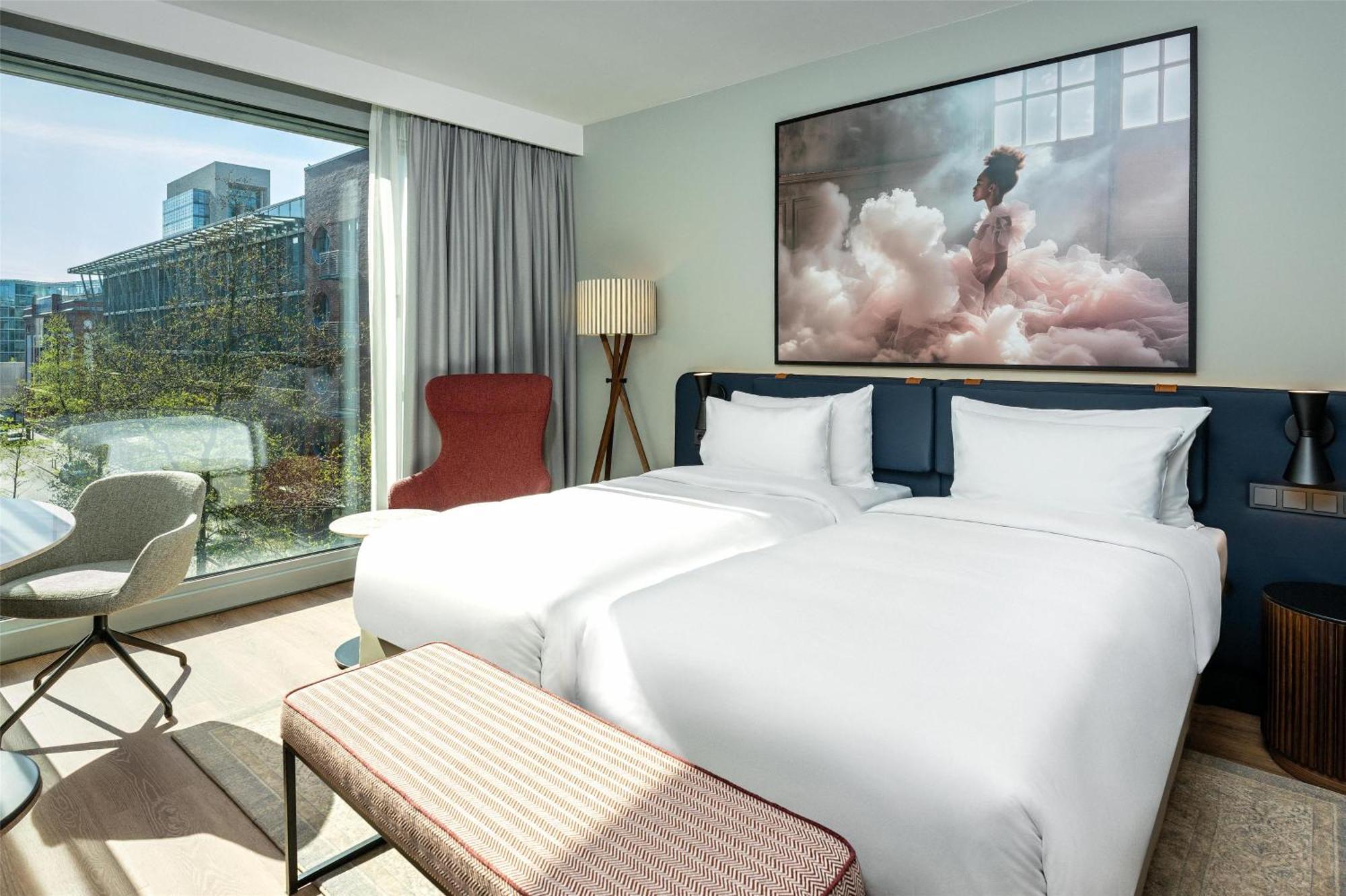 Radisson Blu Media Harbour Hotel, Dusseldorf