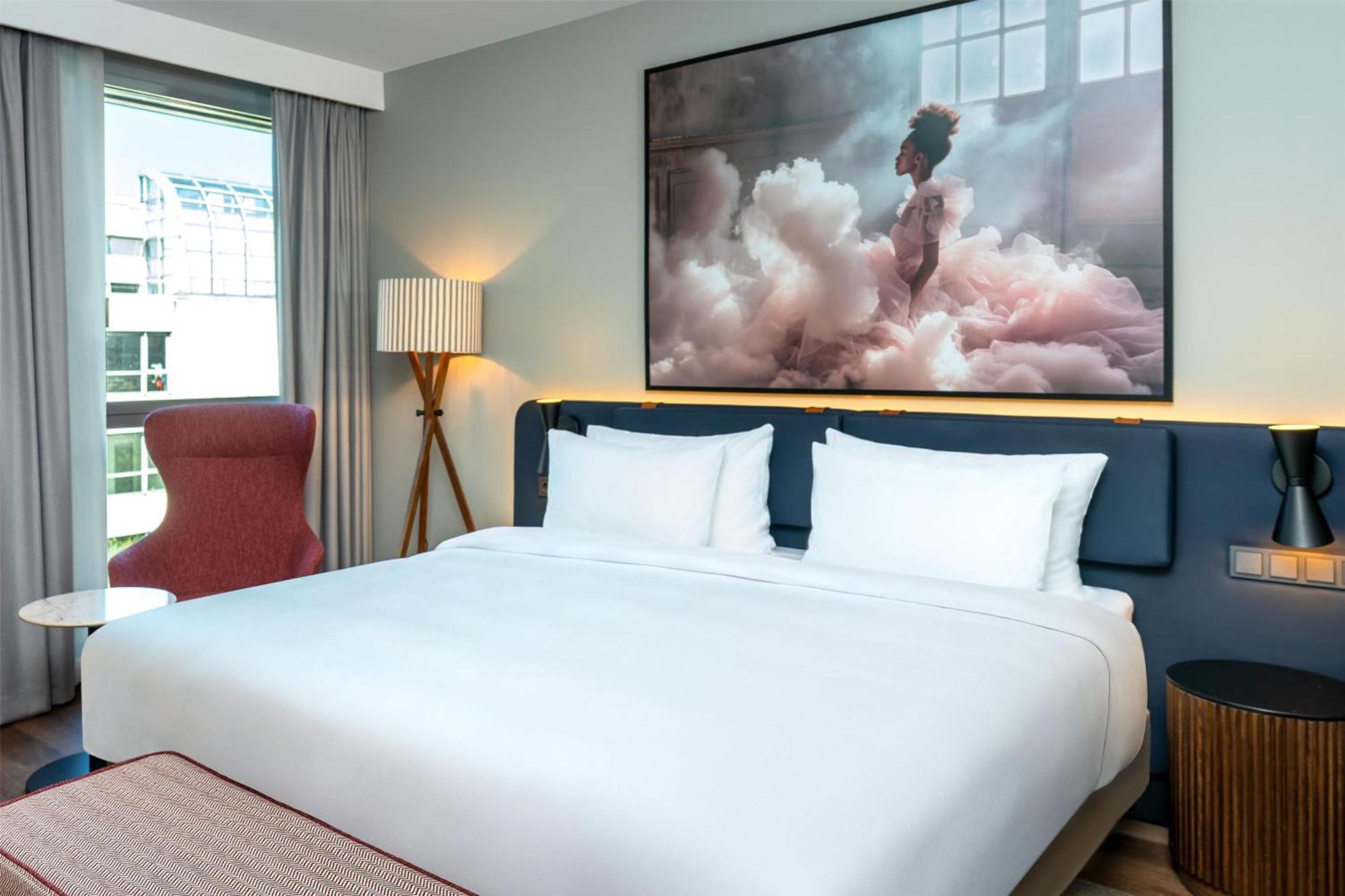 Hotel Radisson Blu Media Harbour Hotel, 4*