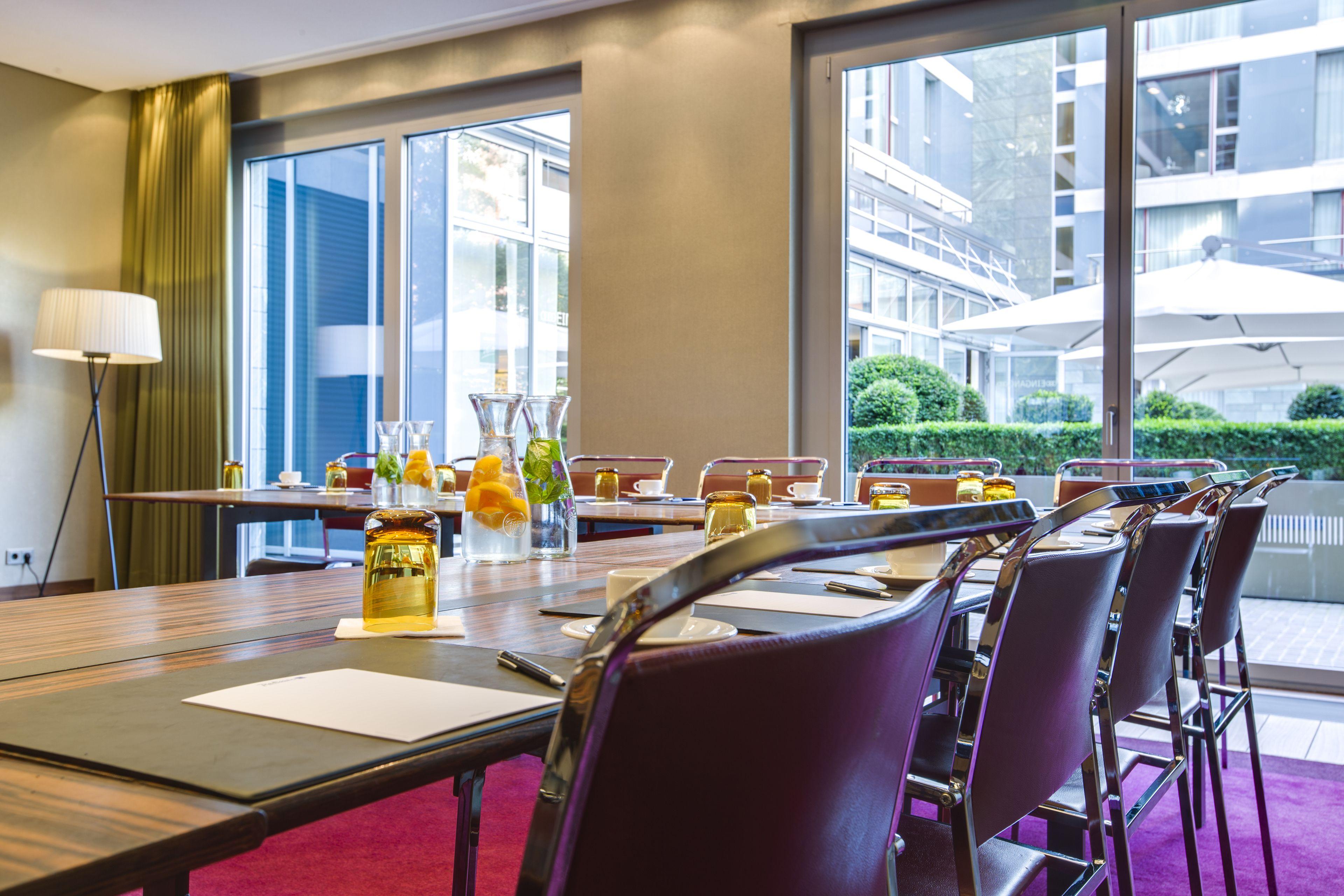 Radisson Blu Media Harbour Hotel, Hotel Düsseldorf