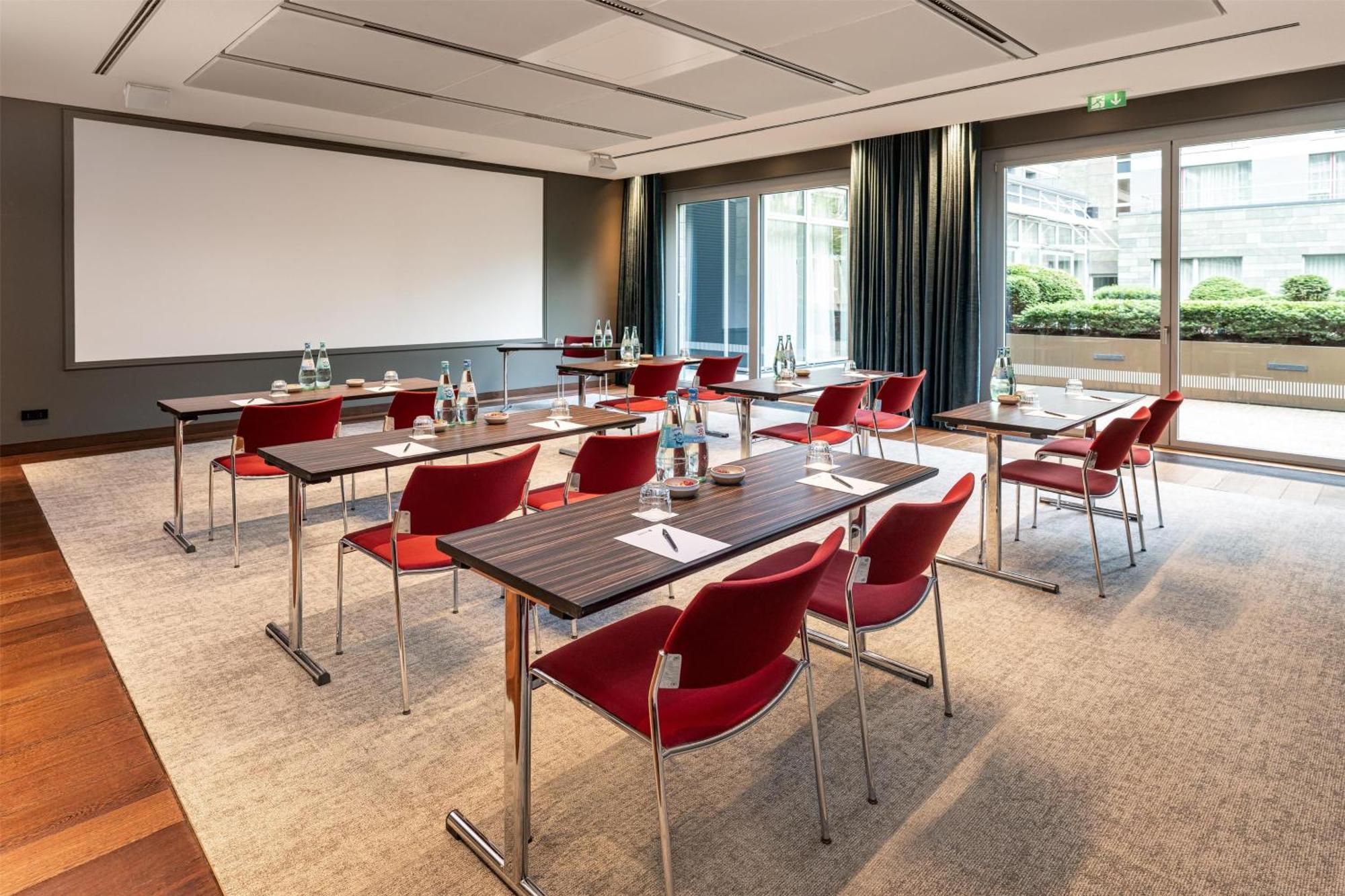Radisson Blu Media Harbour Hotel,